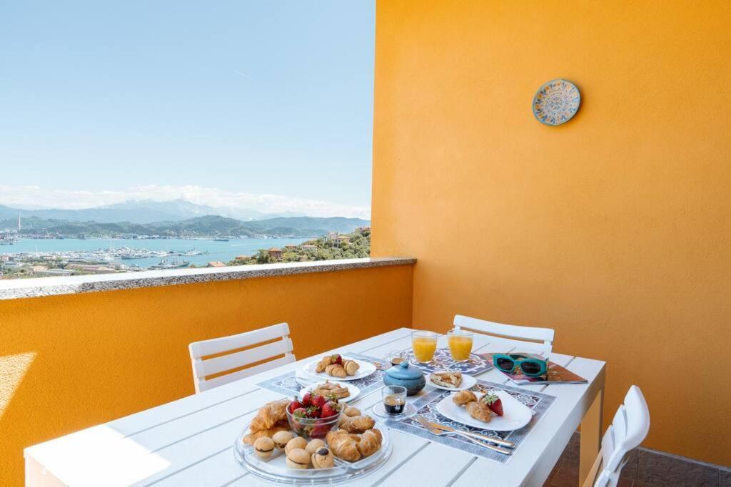 Piccapiana Sea View Attic Flat Apartment La Spezia Bagian luar foto